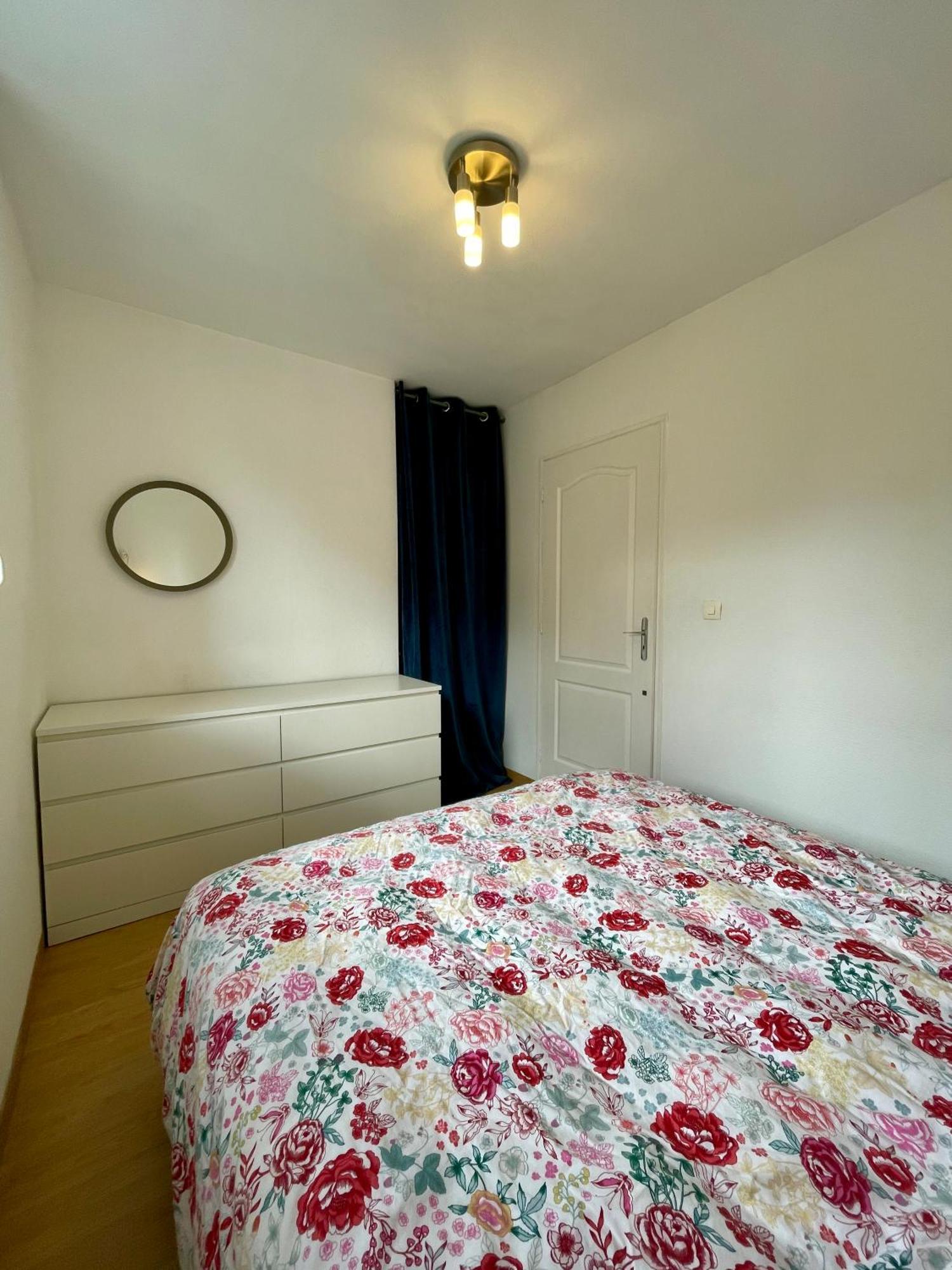 35M2 A La Madeleine: Salon, Cuisine & Sdb Prives Apartment La Madeleine  Ngoại thất bức ảnh